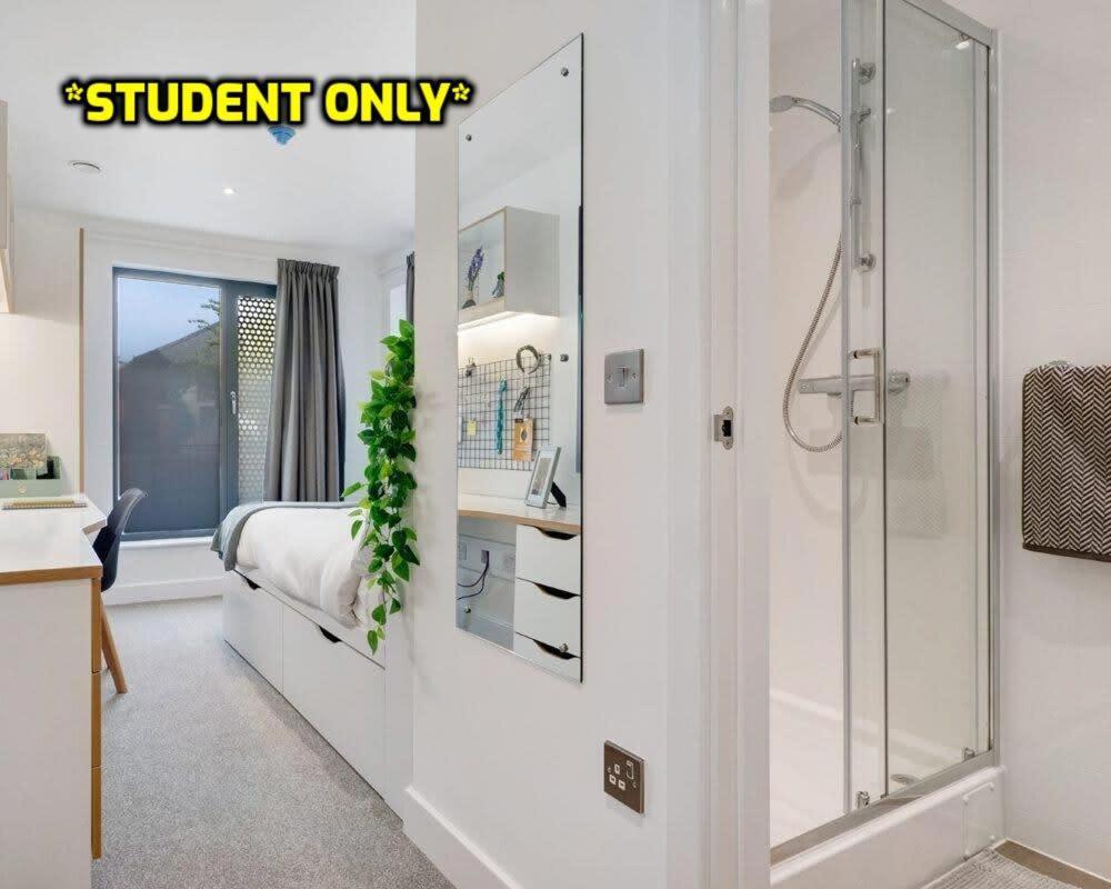 Student Only Zeni Ensuite Rooms, Colchester Exterior foto
