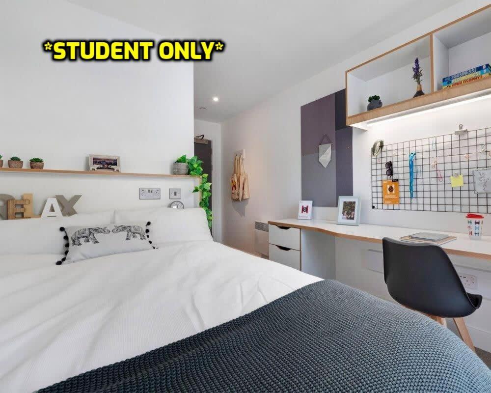 Student Only Zeni Ensuite Rooms, Colchester Exterior foto